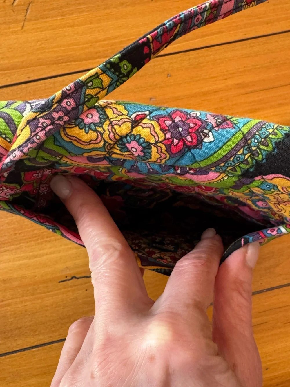 EUC 🌻Vera Bradley Midnight Paisley Mini Hipster Crossbody🪻